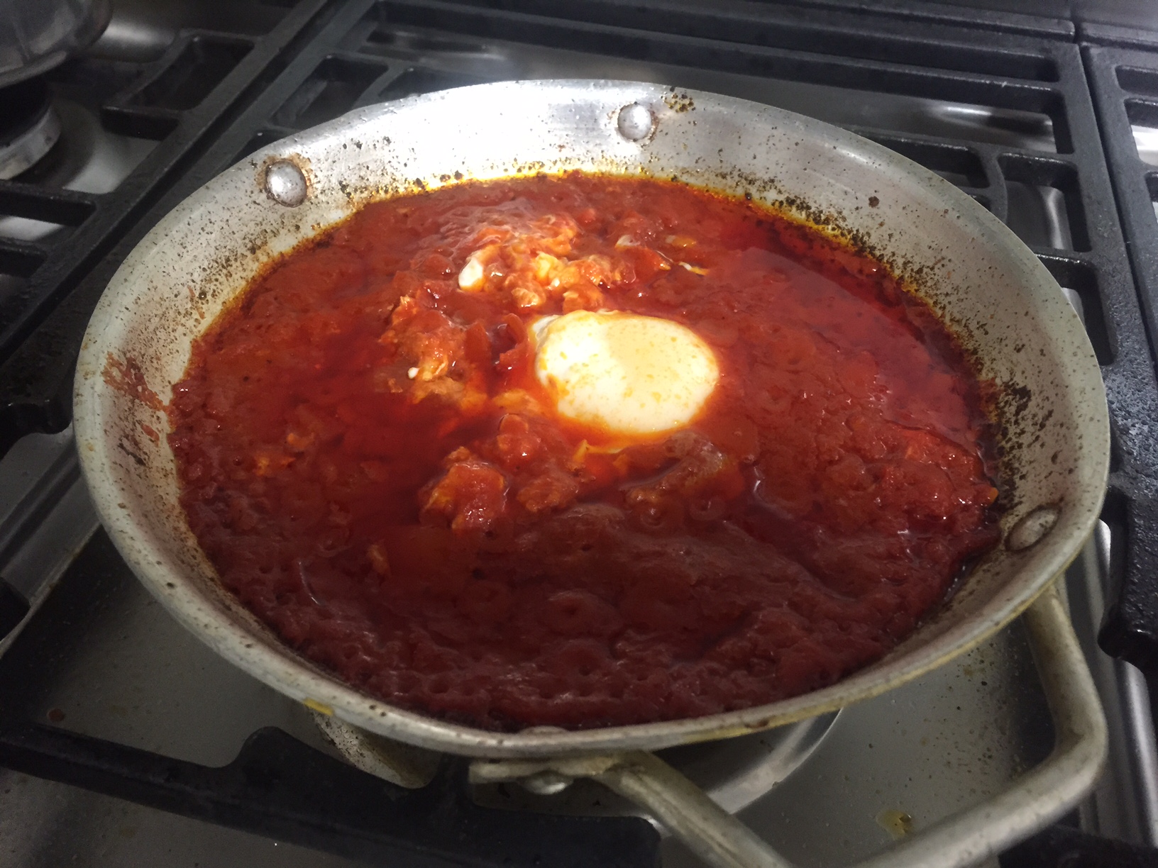 Always start with some good food: my own authentic Shakshuka